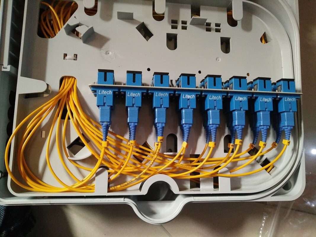 Fiber optic ไฟเบอร์ ออฟติก